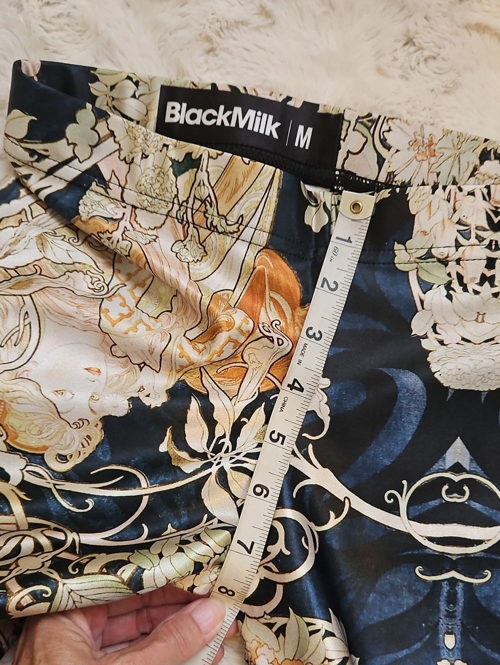 ​BlackMilk Alphonse Mucha Kaleidoscope Leggings Art Nouveau Medium Black Milk - Picture 4 of 6